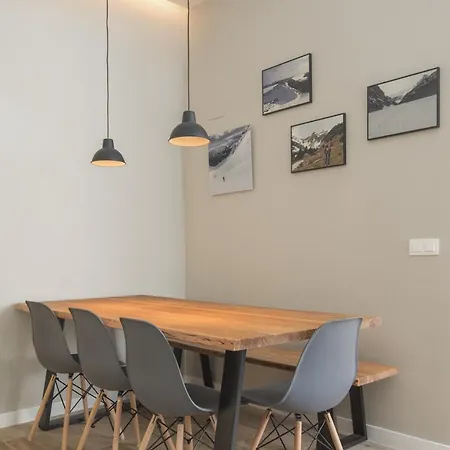 Piolets Apartment